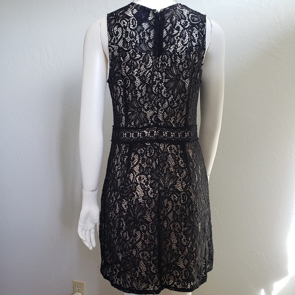 Disney's Beauty and the Beast Juniors' Lace Shift Dress - Picture 6 of 7